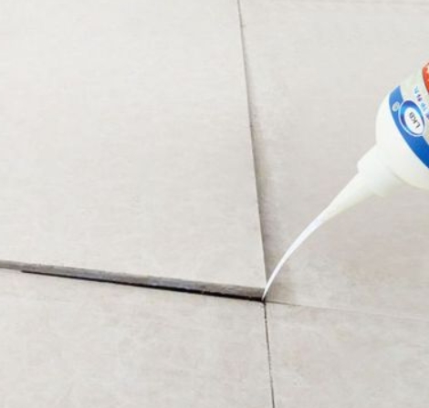秦安瓷砖空鼓维修公司分享卫生间瓷砖脱落的原因可能有以下几点